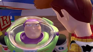 Toy story - Look an alien at 00:20 — BUZZ